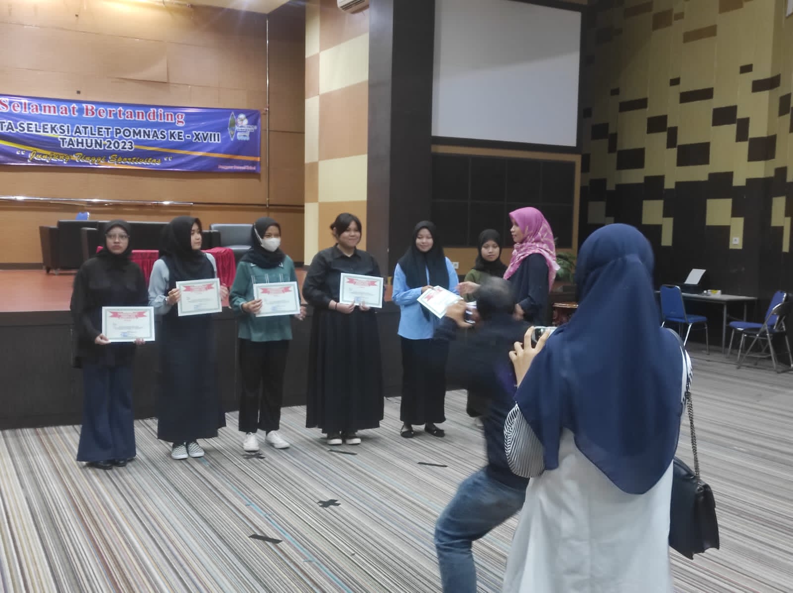Gambar untuk Juara 4 Selekda POMNAS dan mengikuti POMNAS Group Beregu