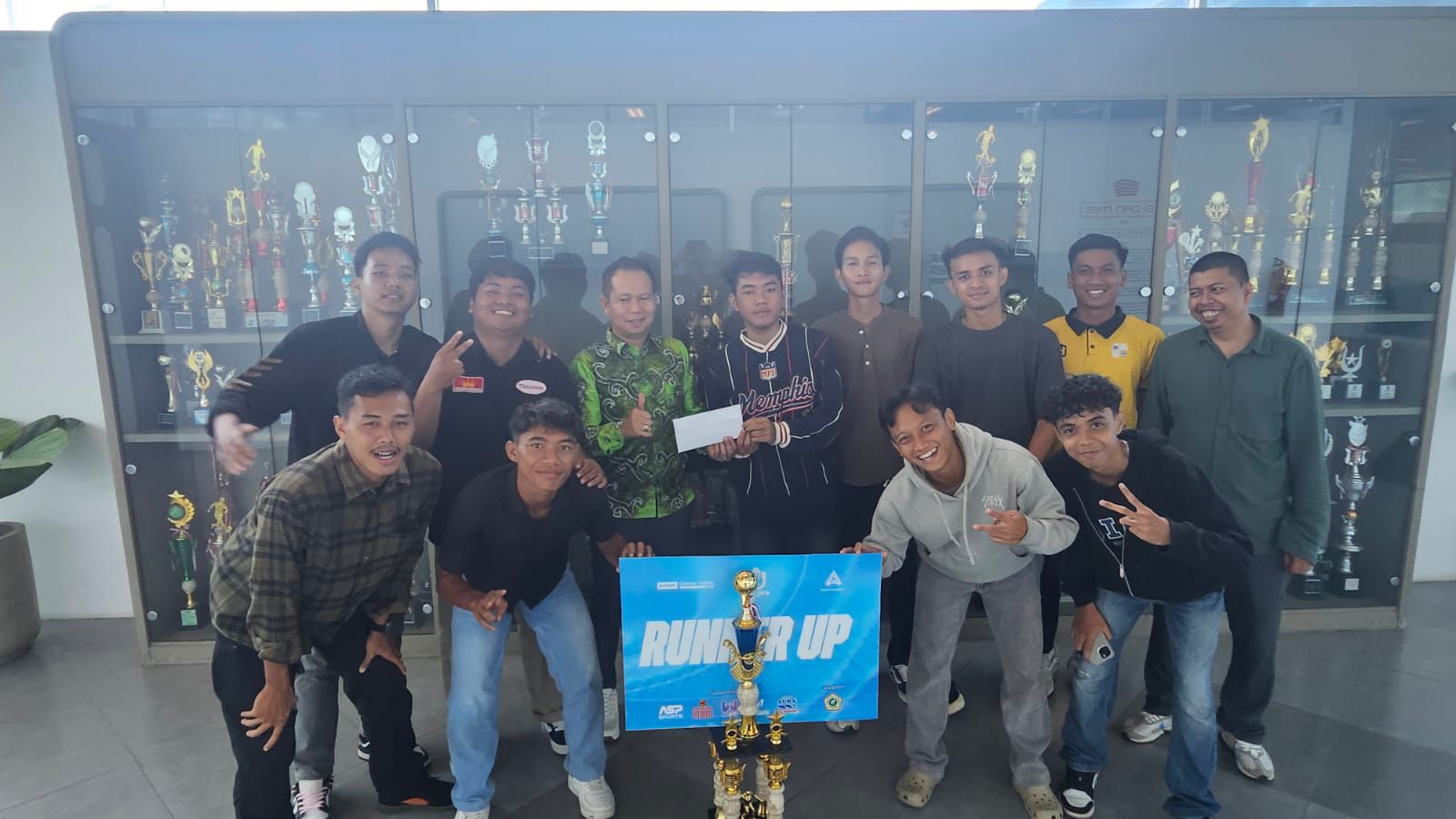 Gambar untuk Juara 2 lomba sepak bola